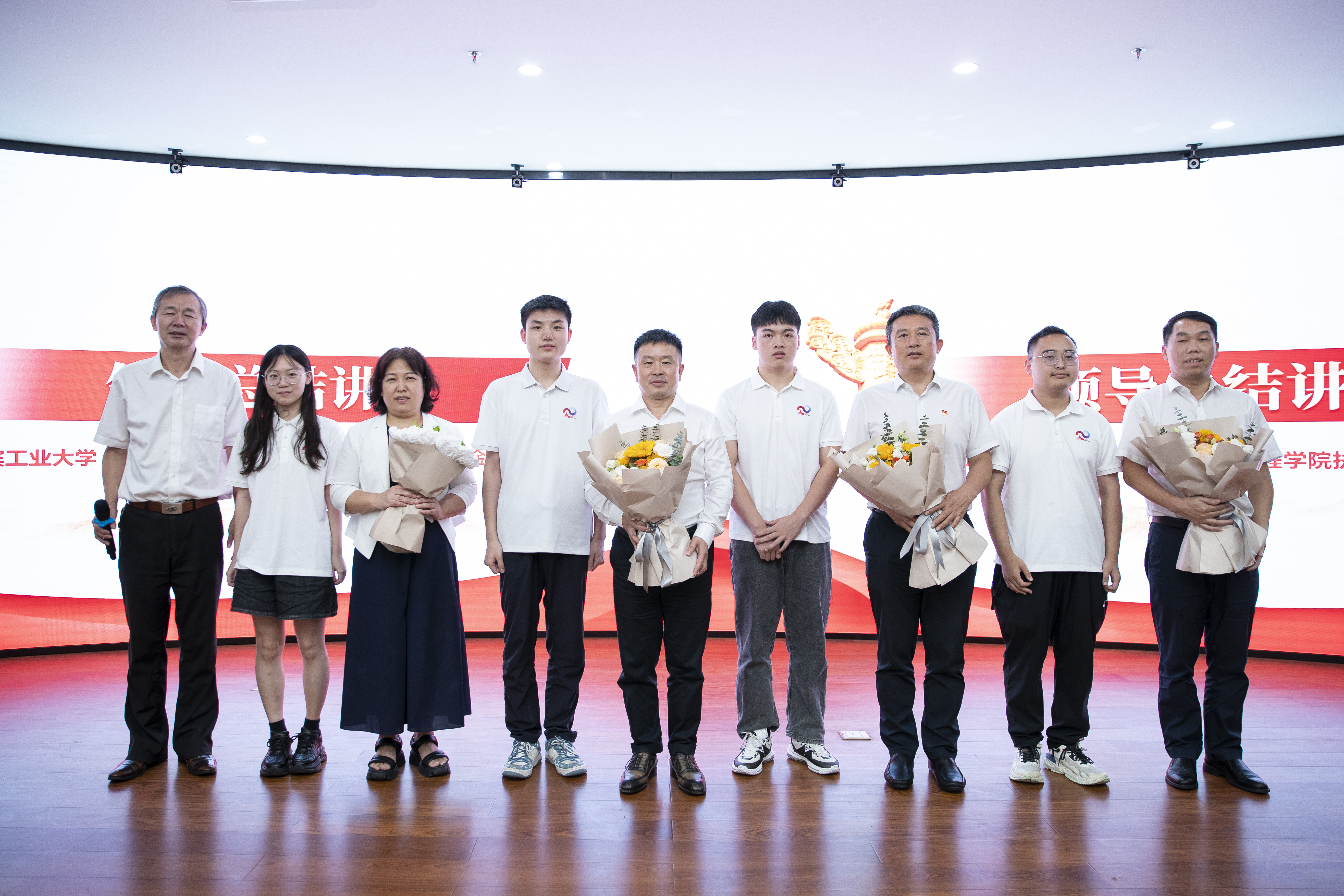 送花.JPG 送花.JPG