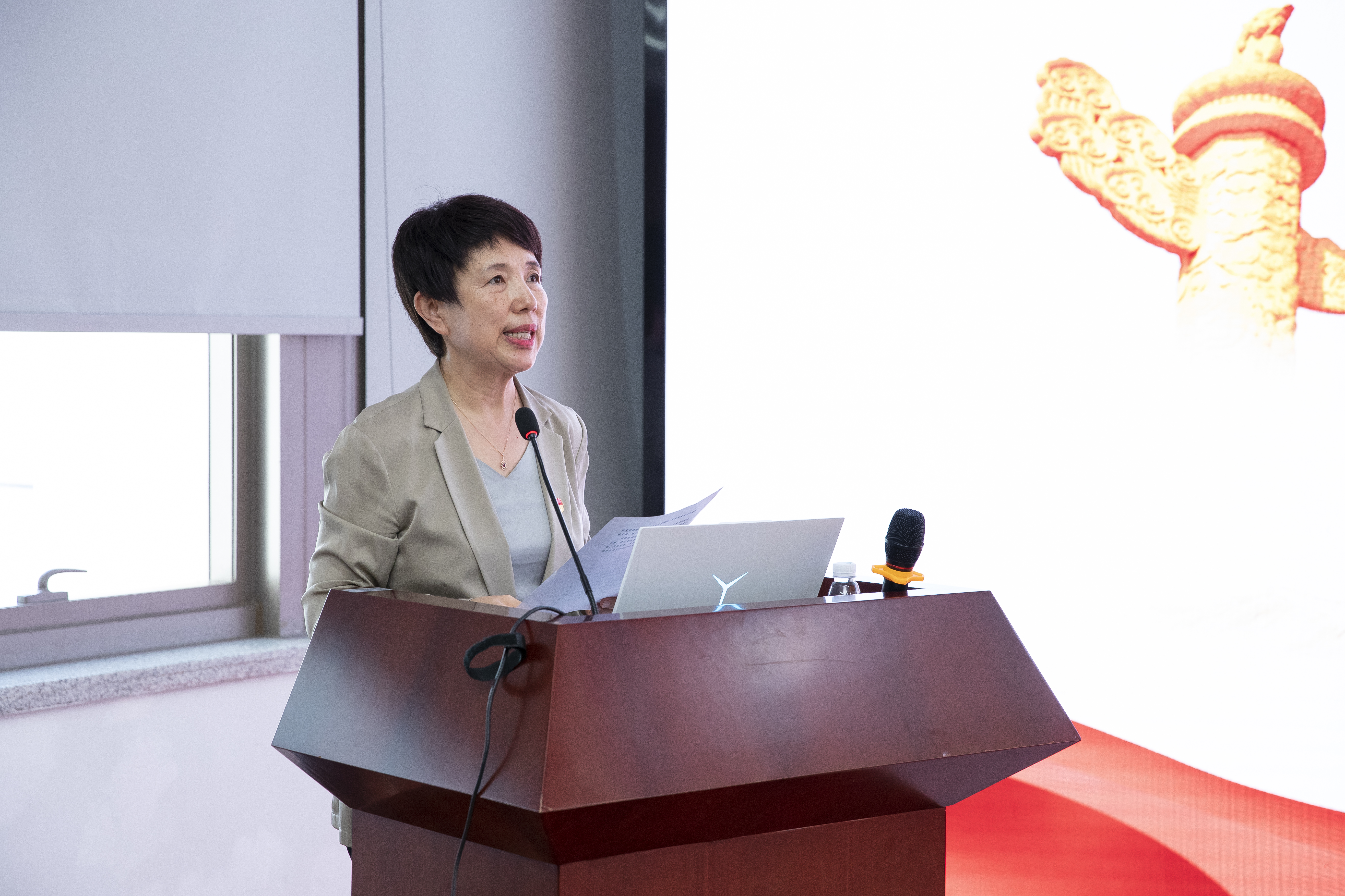 张国宏.JPG 张国宏.JPG