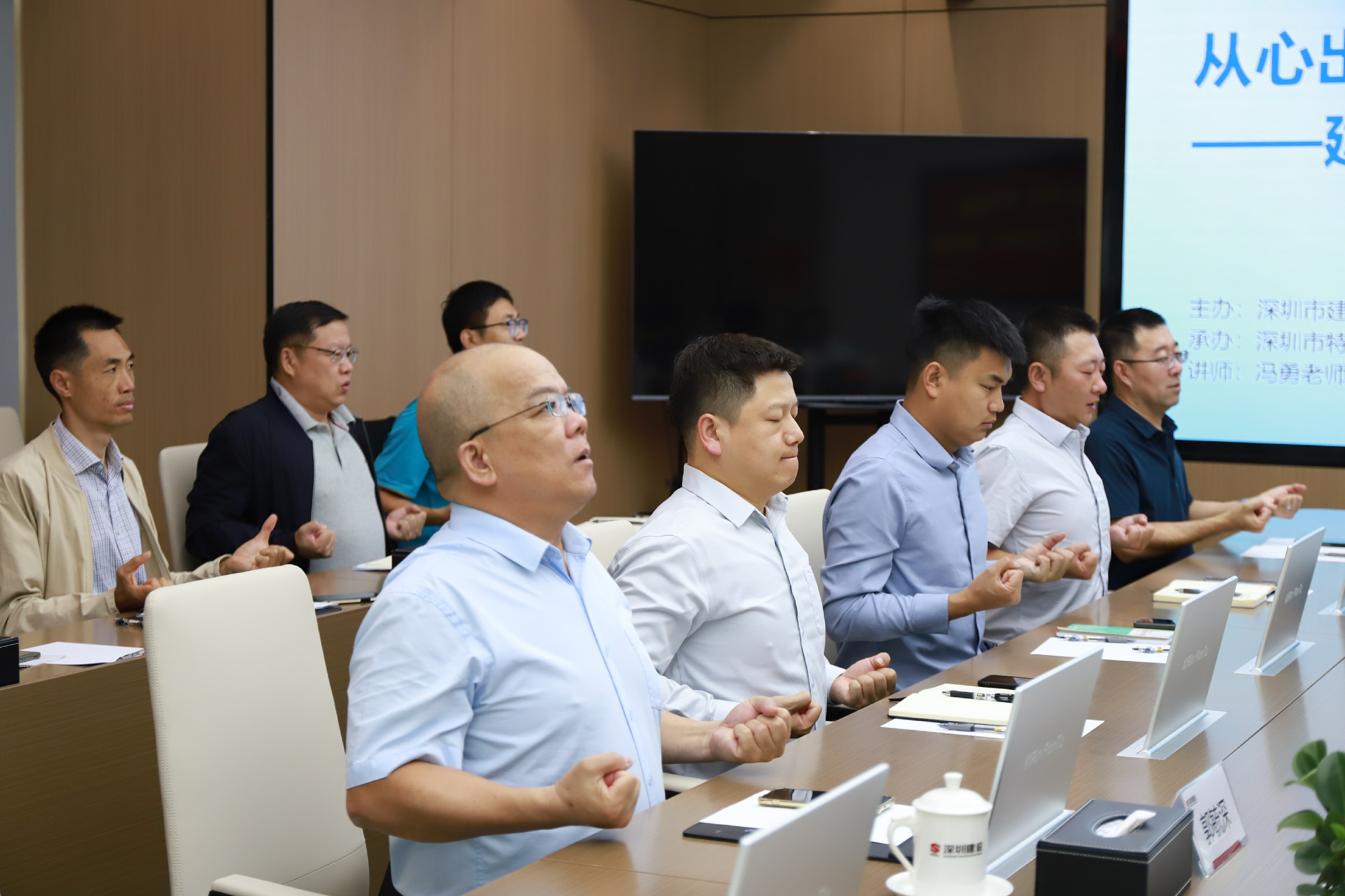 IMG_0439.jpg IMG_0439.jpg