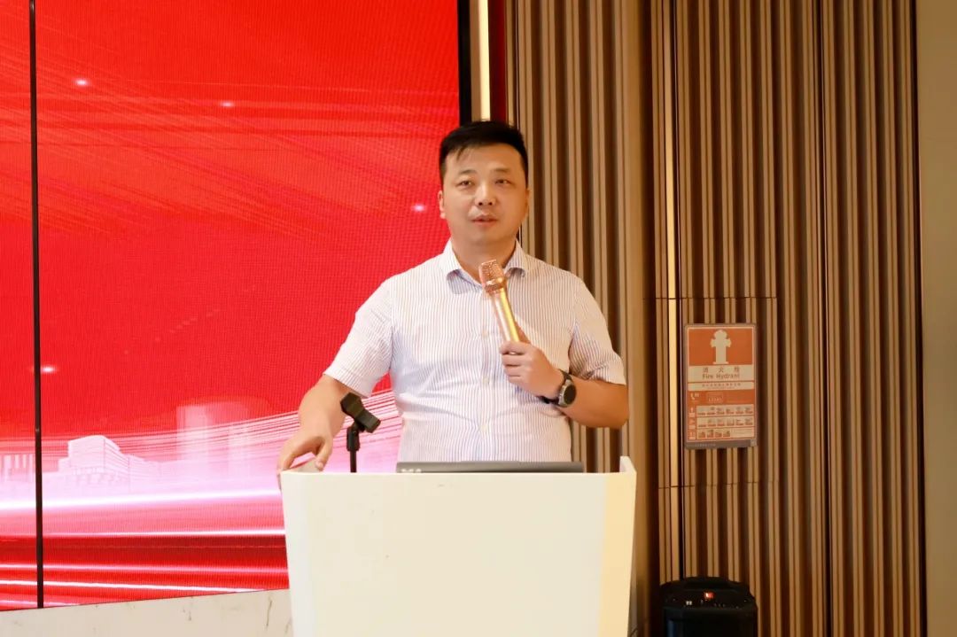 cb0a0834941ffe6802e7882bf7e0fcca.jpg cb0a0834941ffe6802e7882bf7e0fcca.jpg